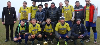 Фонд нагородив переможців зимового чемпіонату з футболу Долинського району
