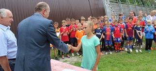 Голова Фонду Юрія Дерев’янка нагородив кращих спортсменів Надвірнянської спортивної школи